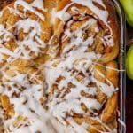 a pan full of apple crumble cinnamon rolls