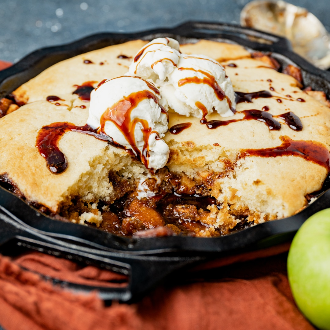 apple pandowdy with ice cream and molasses