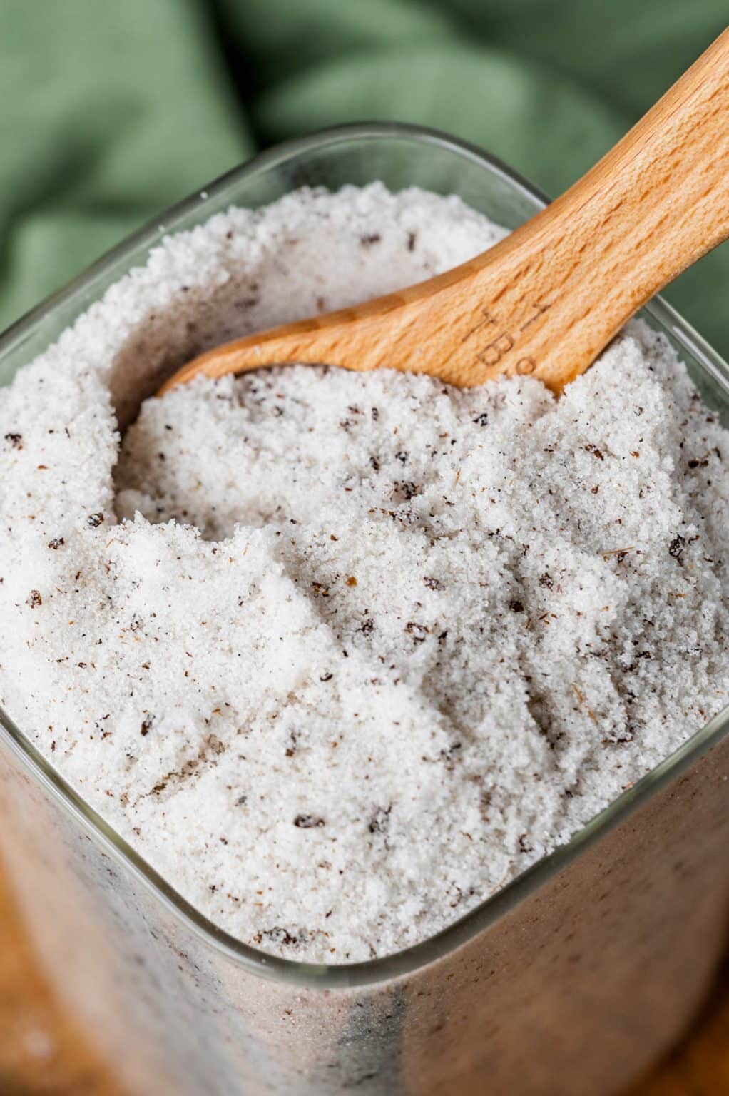 How to Make Vanilla Sugar Tastes of Lizzy T