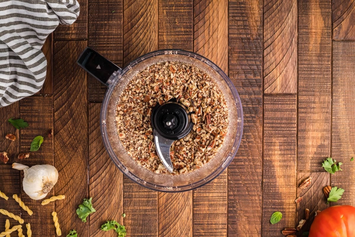 pecans in a food processor