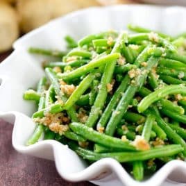 italian green beans in a bowl