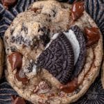 closeup of an oreo chocolate chip cookie