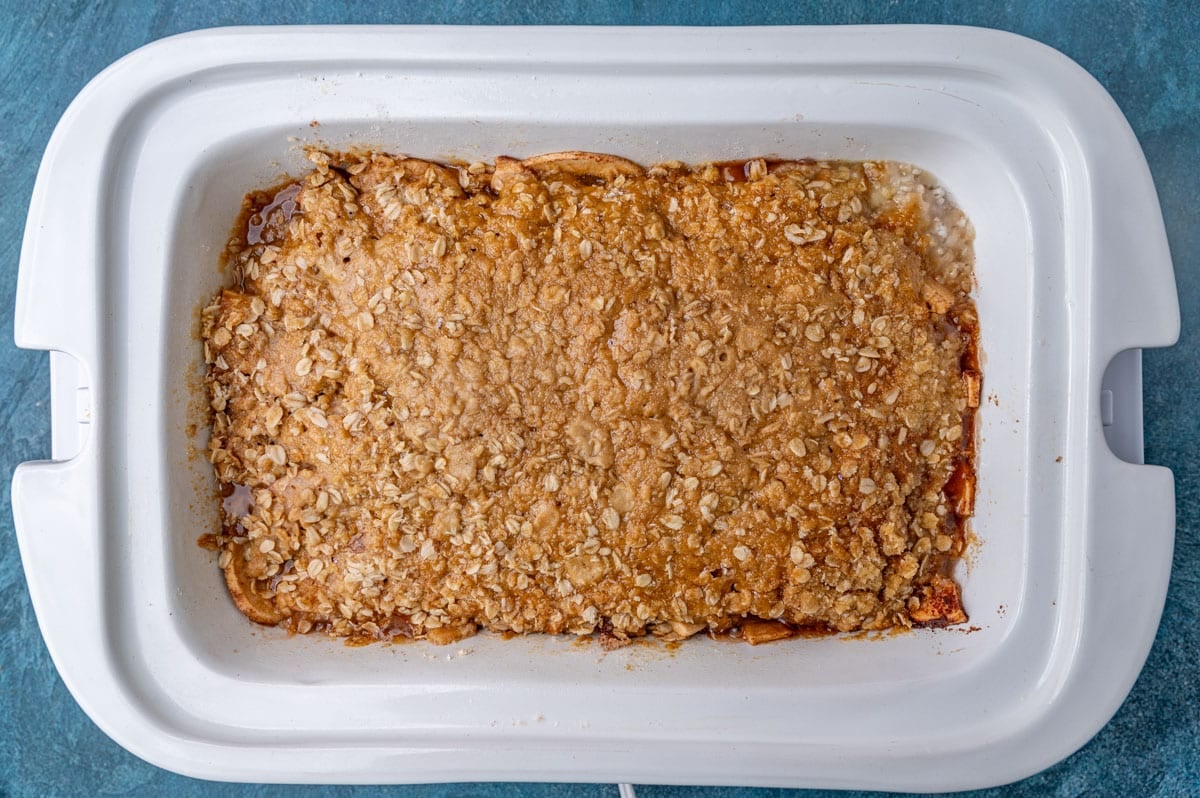 slow cooker apple crisp