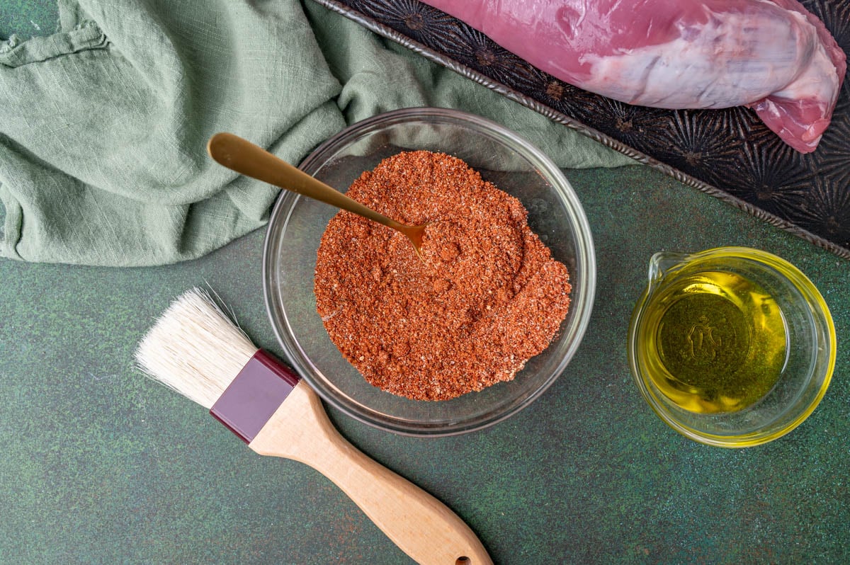 pork rub spices mixed in a bowl