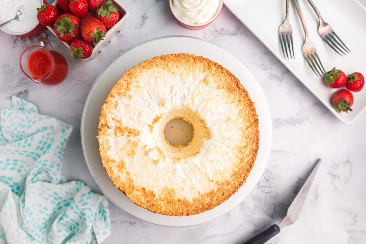 overhead view of angel food cake on a plate