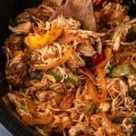 closeup of crockpot chicken fajitas