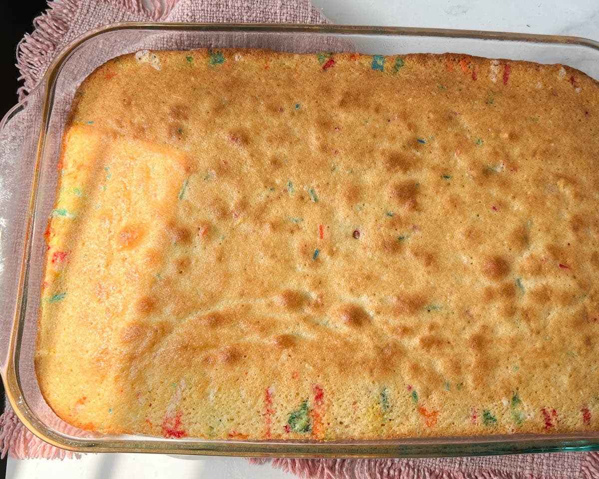 baked 9x13 funfetti cake