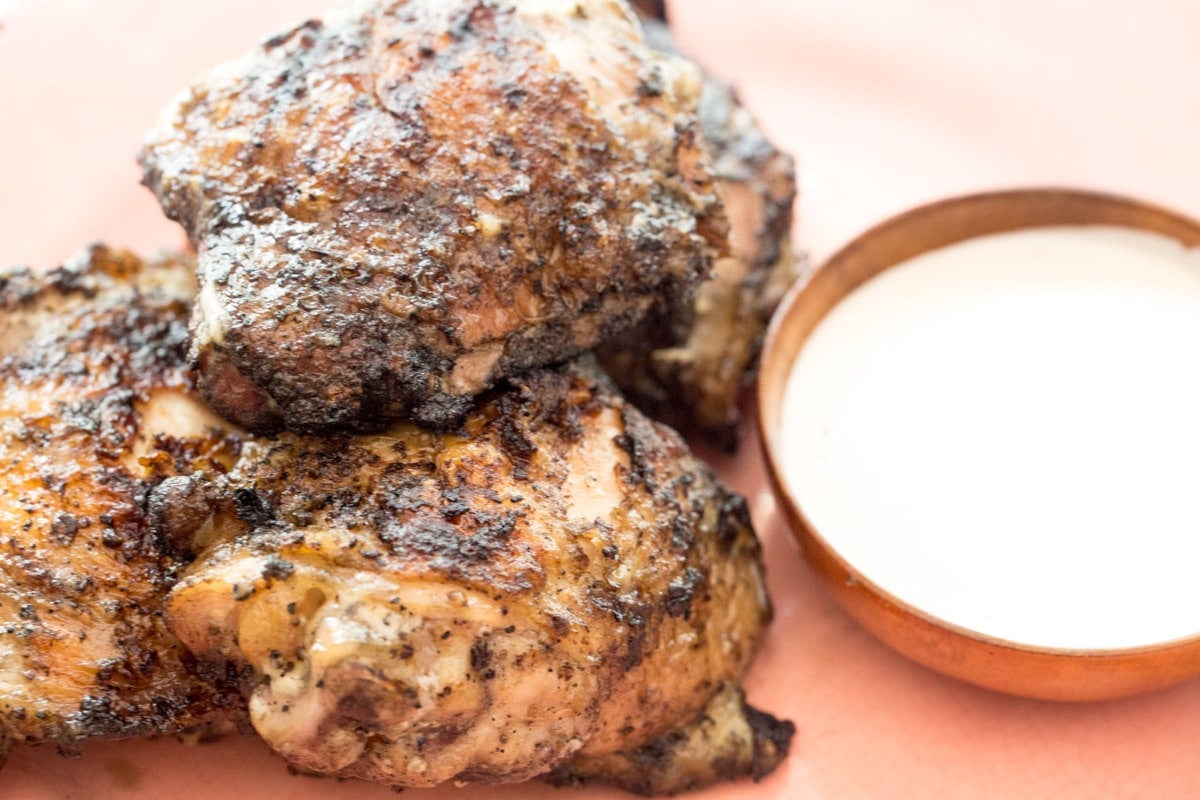 grilled chicken thighs with white bbq sauce